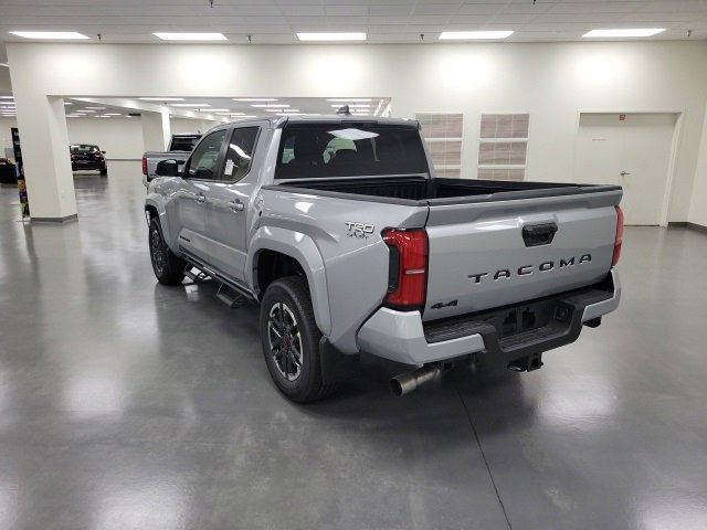 New 2025 Toyota Tacoma TRD Sport image 4