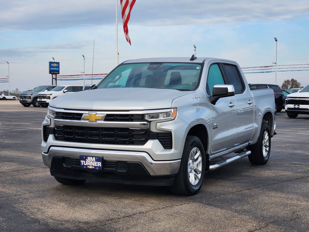Used 2022 Chevrolet Silverado 1500 LT image 3