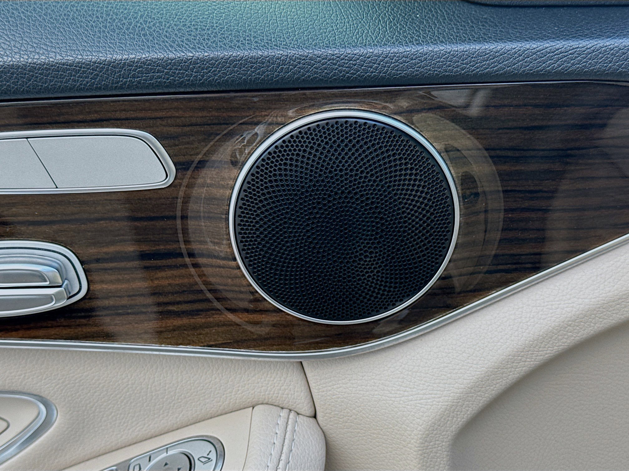 Used 2019 Mercedes-Benz C 300 Sedan image 23