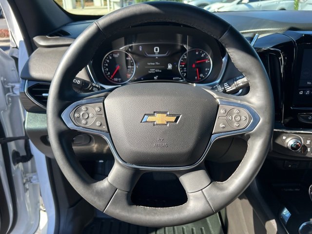 Used 2023 Chevrolet Traverse High Country image 21