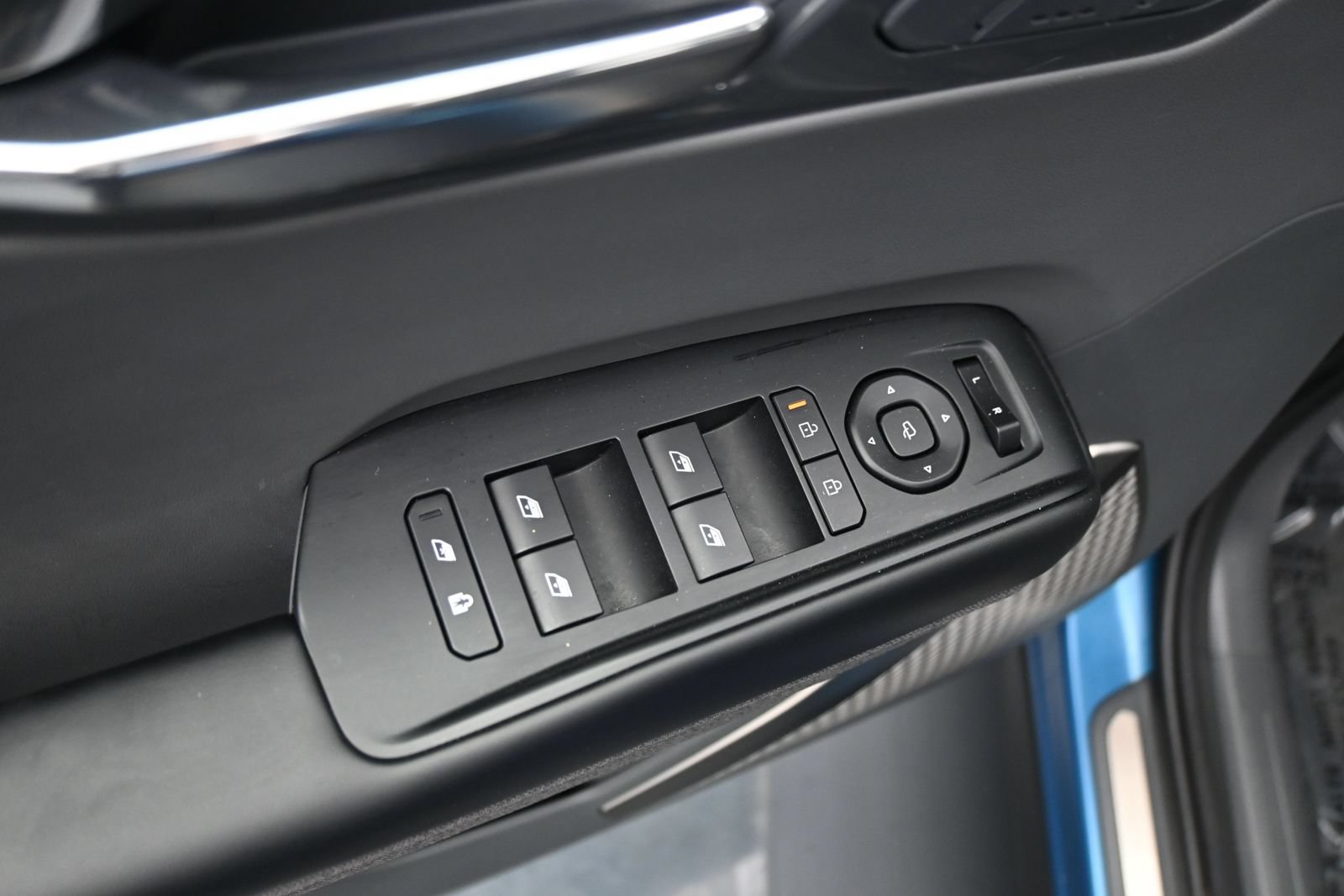 Used 2024 Kia EV9 Land w/ Towing Package AWD/4WD image 23