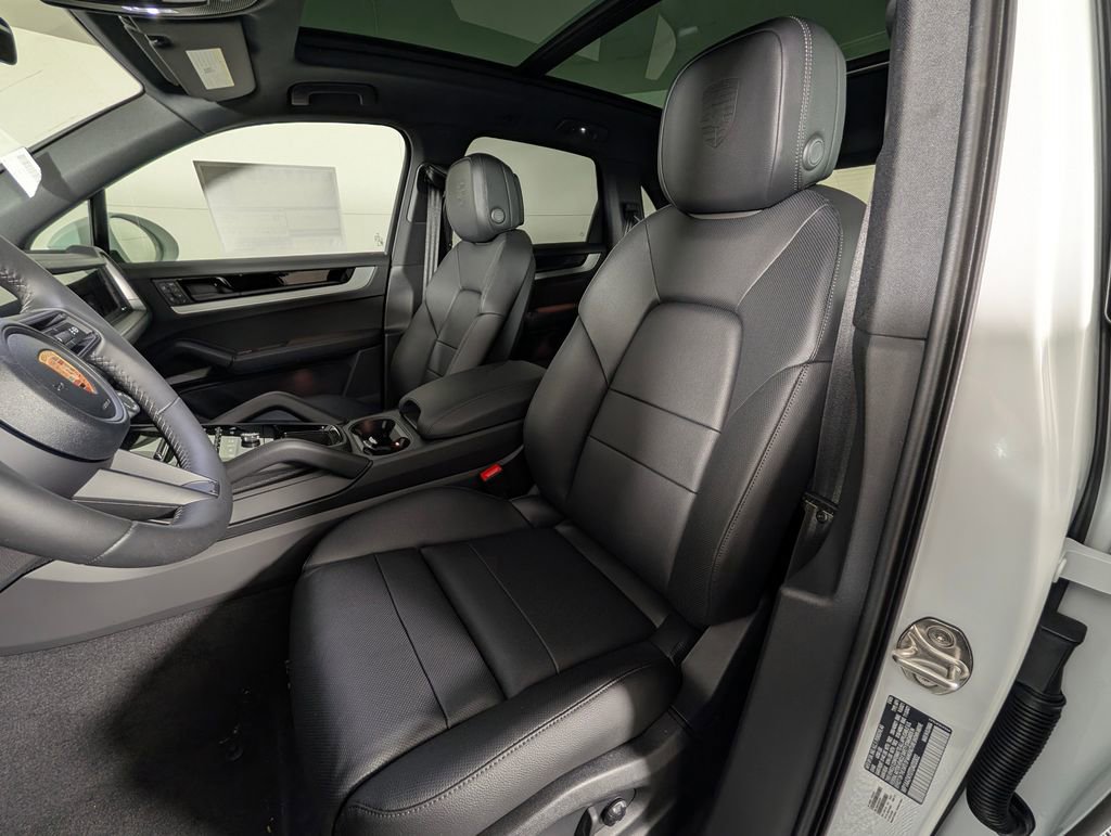 New 2026 Porsche Cayenne image 5