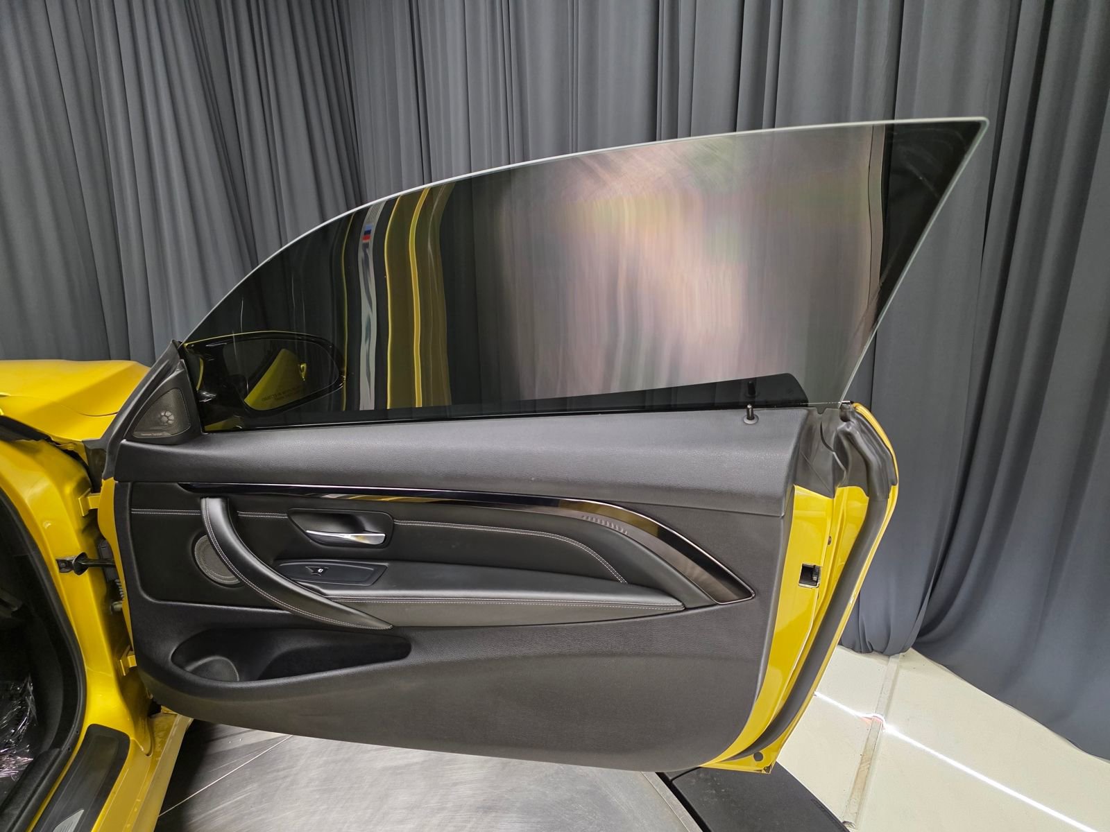 Used 2015 BMW M4 Coupe image 27