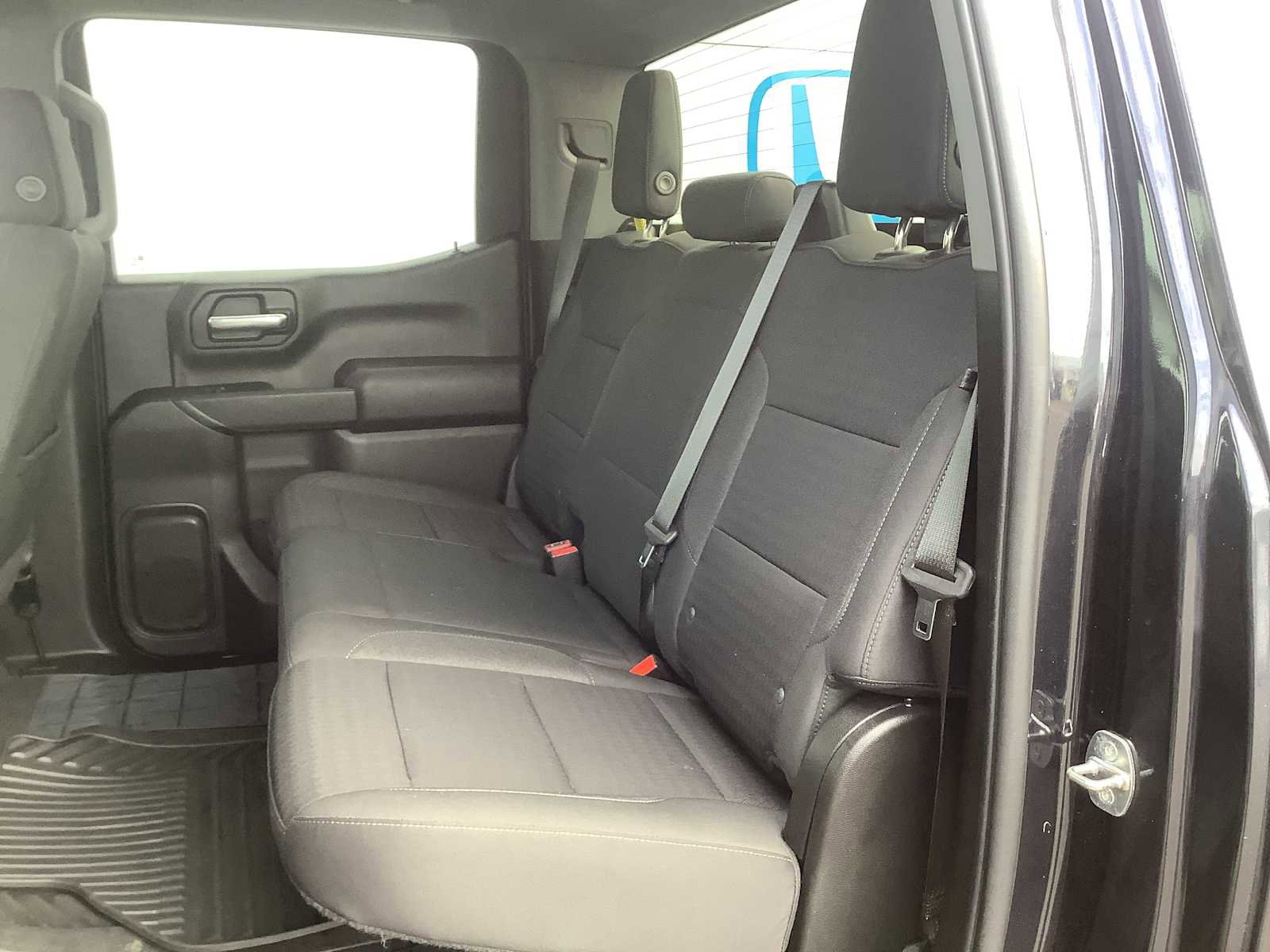 Used 2022 Chevrolet Silverado 1500 Custom image 13