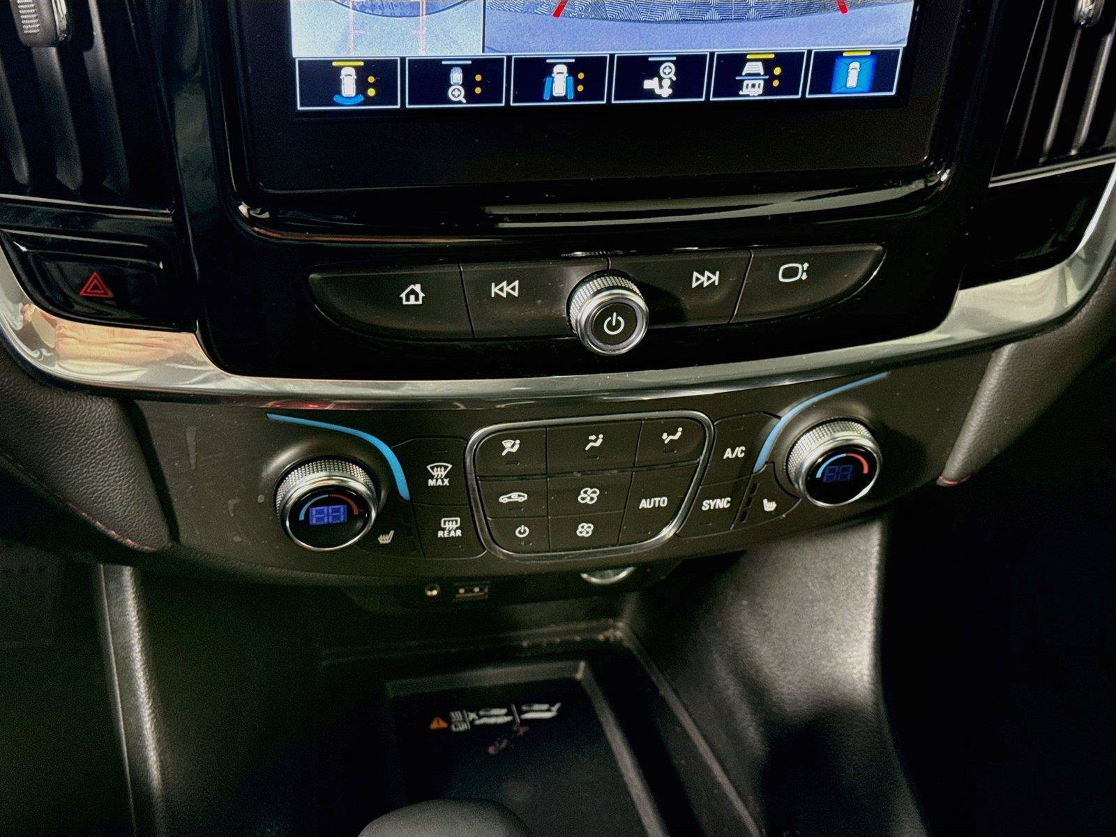 Used 2023 Chevrolet Traverse RS AWD/4WD image 10