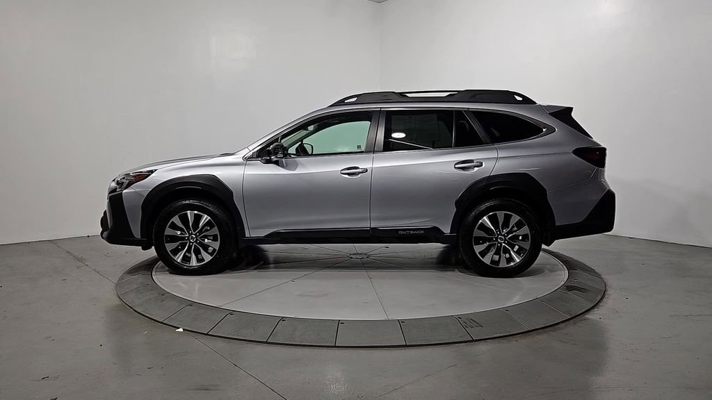 Certified 2025 Subaru Outback Limited image 2