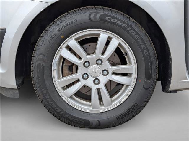 Used 2015 Chevrolet Sonic LT image 20