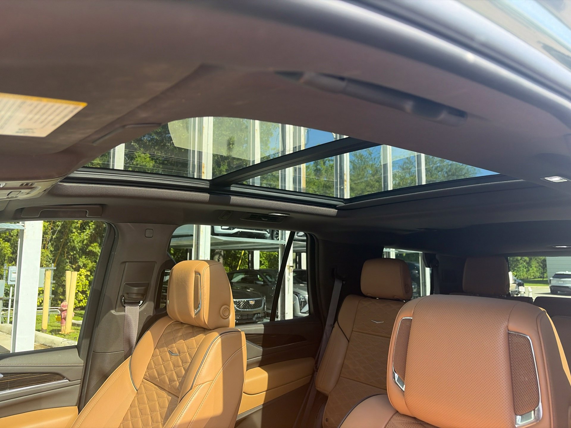Used 2023 Cadillac Escalade Sport w/ LPO, ONYX Package AWD/4WD image 10