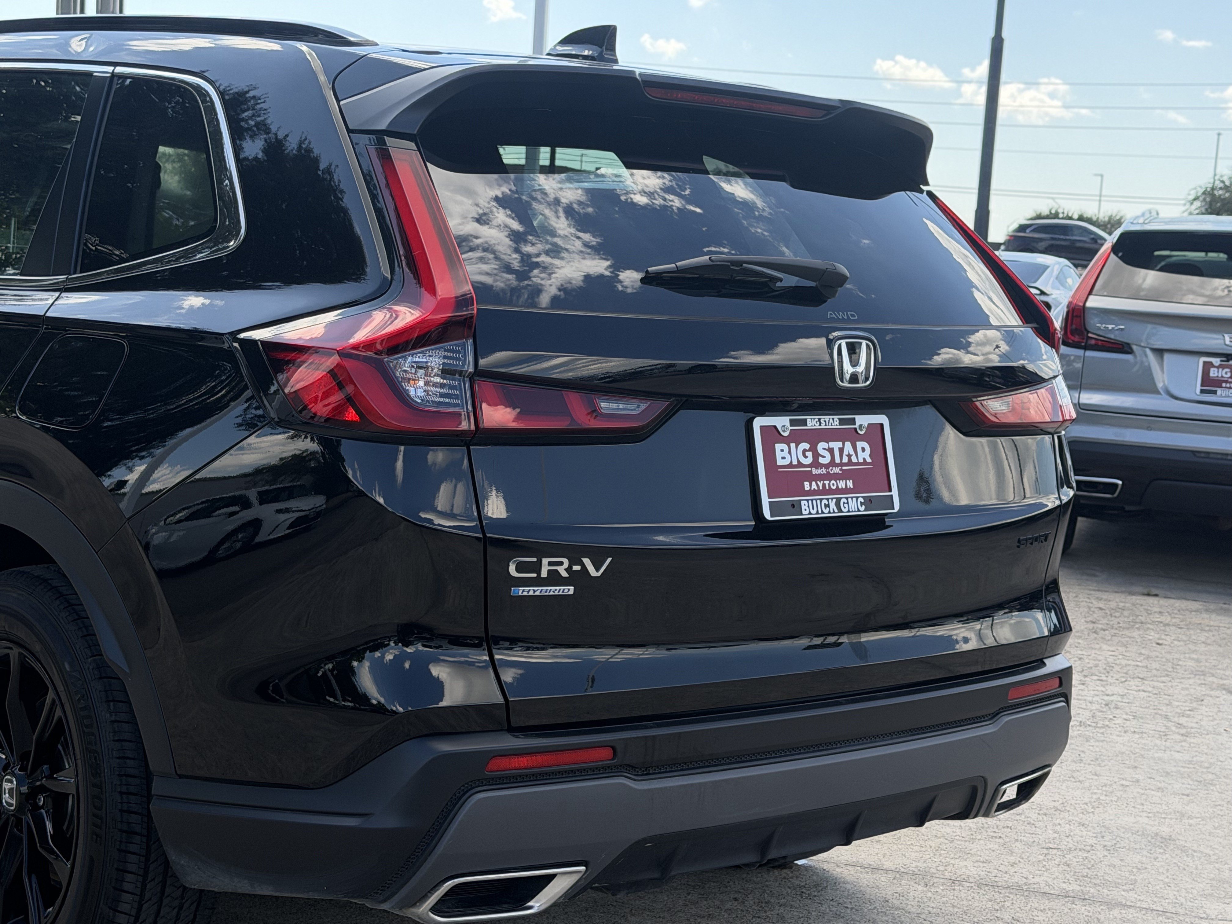 Used 2025 Honda CR-V Sport image 8