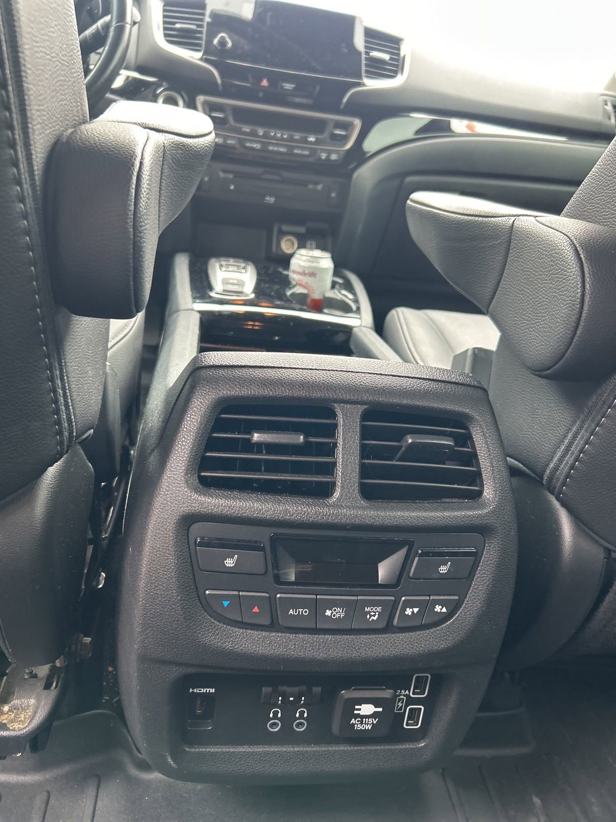 Used 2021 Honda Pilot Touring image 14