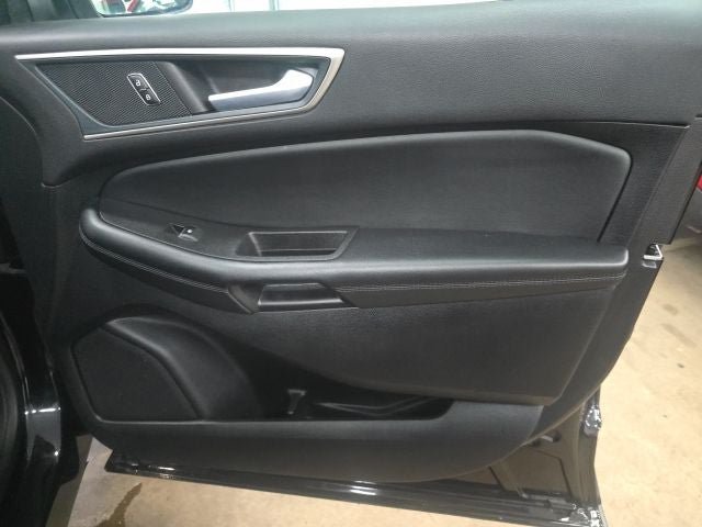 Certified 2024 Ford Edge SEL w/ Convenience Package AWD/4WD image 5