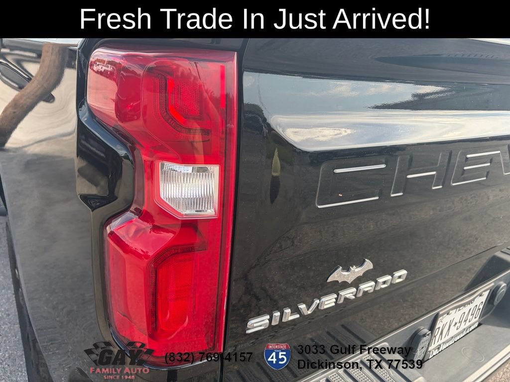 Used 2022 Chevrolet Silverado 1500 LT Trail Boss w/ LT Trail Boss Premium Package AWD/4WD image 11