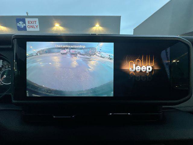 Certified 2025 Jeep Wrangler Willys image 19