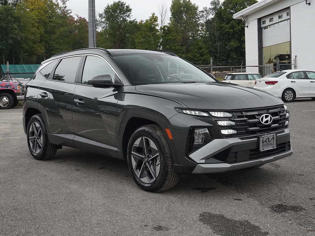 Used 2025 Hyundai Tucson SEL AWD/4WD image 2