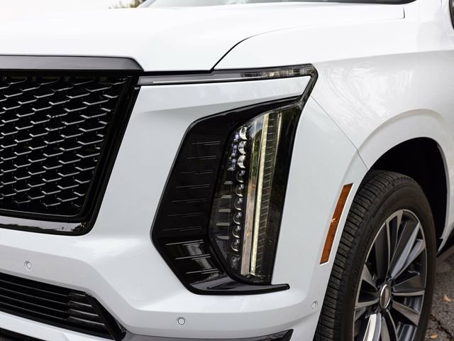 Used 2026 Cadillac Escalade ESV Sport w/ Touring Package image 18