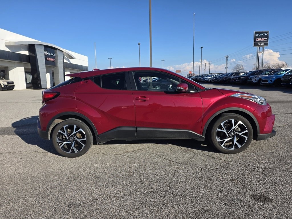 Used 2018 Toyota C-HR XLE image 9