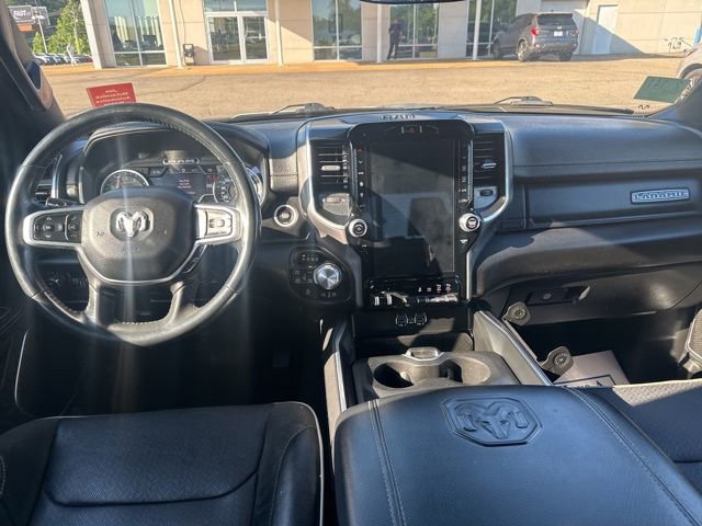 Used 2023 RAM 1500 Laramie AWD/4WD image 6