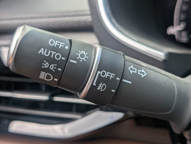 Used 2023 Acura MDX SH-AWD w/ Advance Package image 34