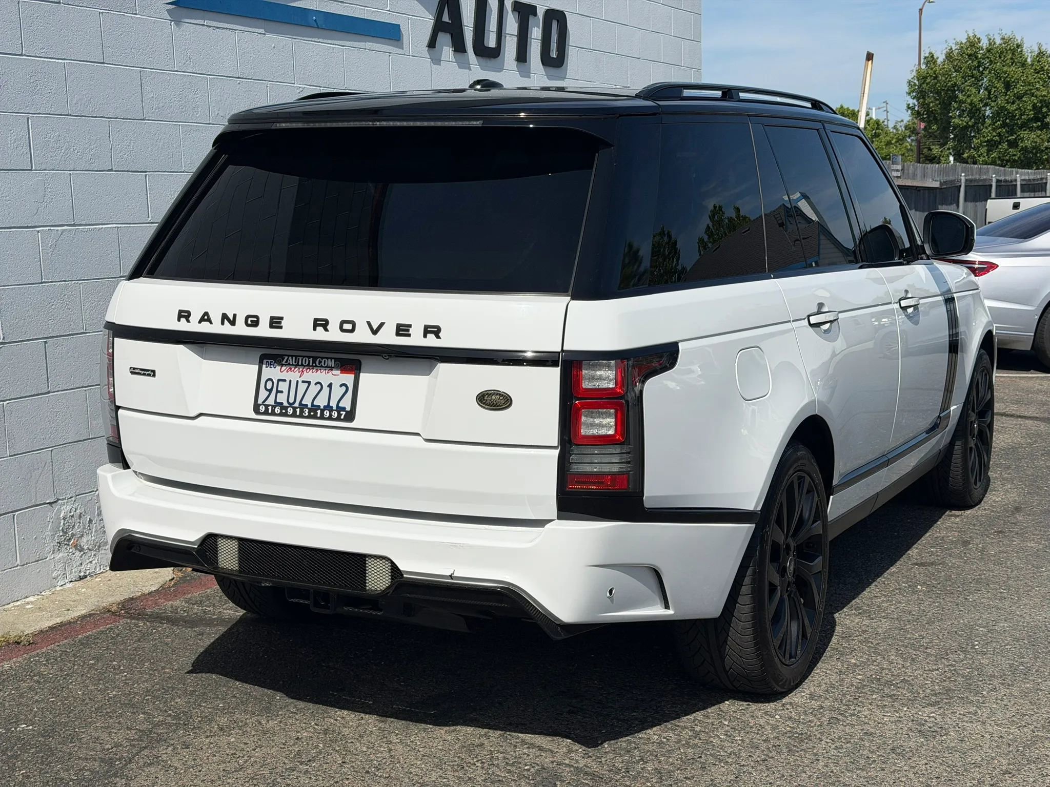 Used 2014 Land Rover Range Rover Autobiography AWD/4WD image 5