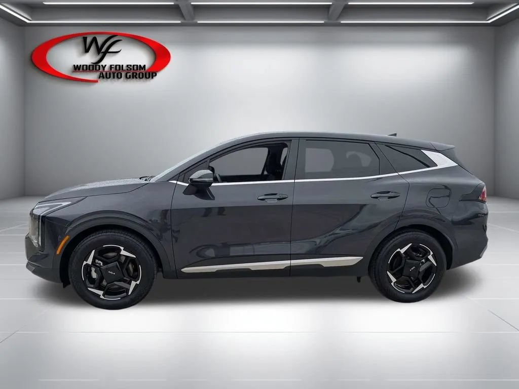 Used 2026 Kia Sportage EX FWD image 7