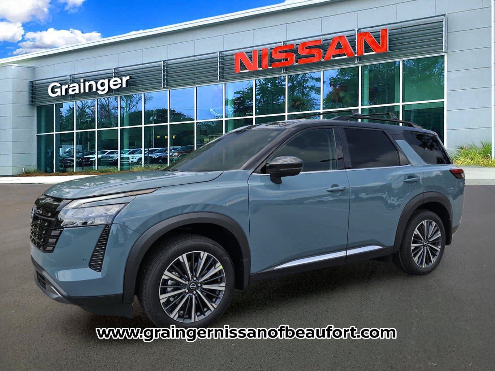 New 2026 Nissan Pathfinder Platinum FWD image 2