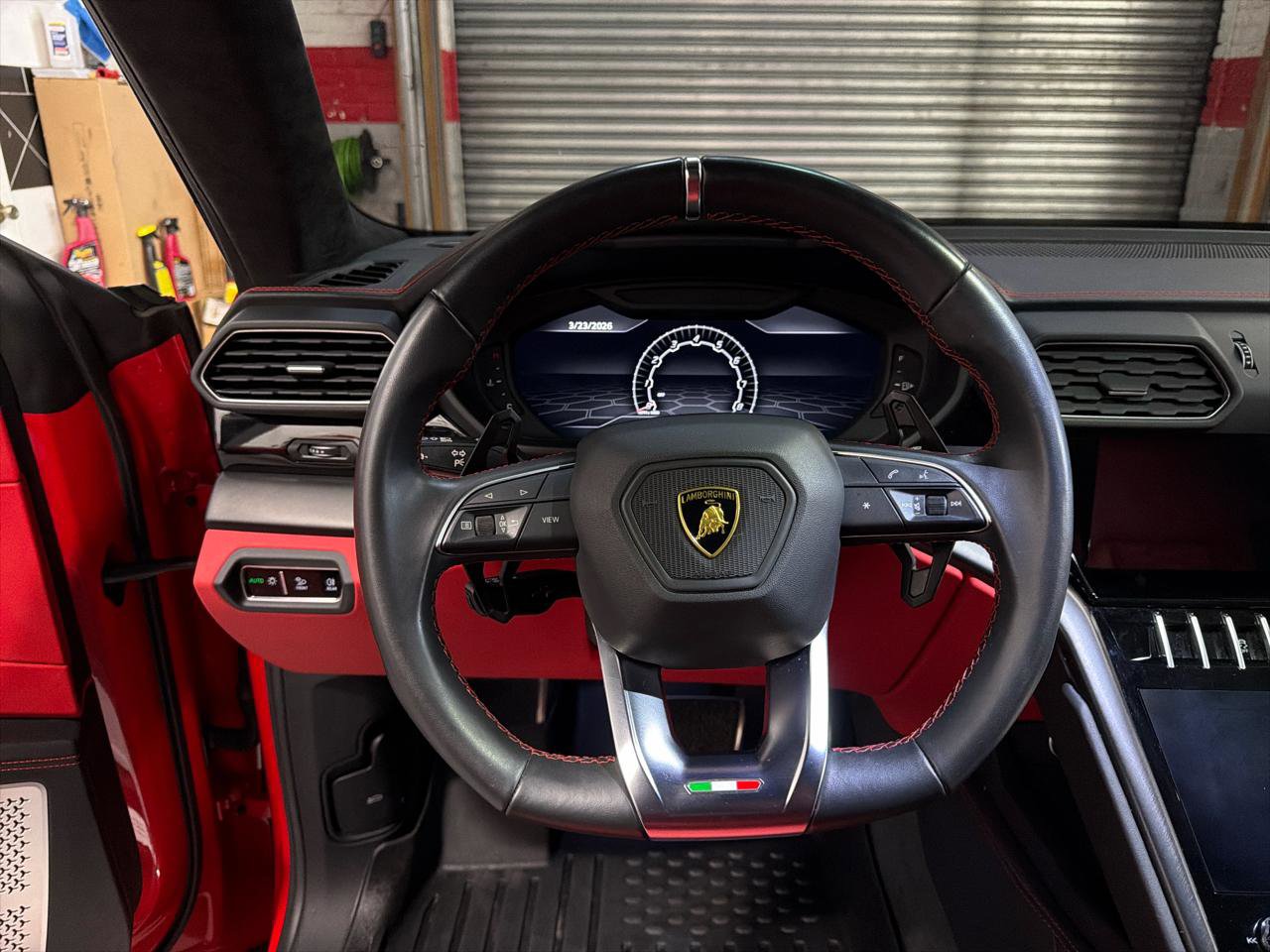 Used 2022 Lamborghini Urus image 10