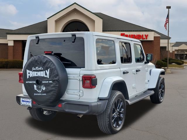 Used 2025 Jeep Wrangler Unlimited Sahara image 4