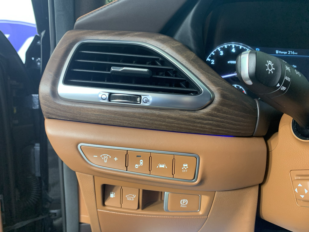 Used 2022 Genesis G90 5.0 Ultimate AWD/4WD image 15