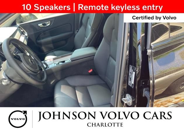 Certified 2025 Volvo V60 B5 Cross Country Plus AWD/4WD image 4