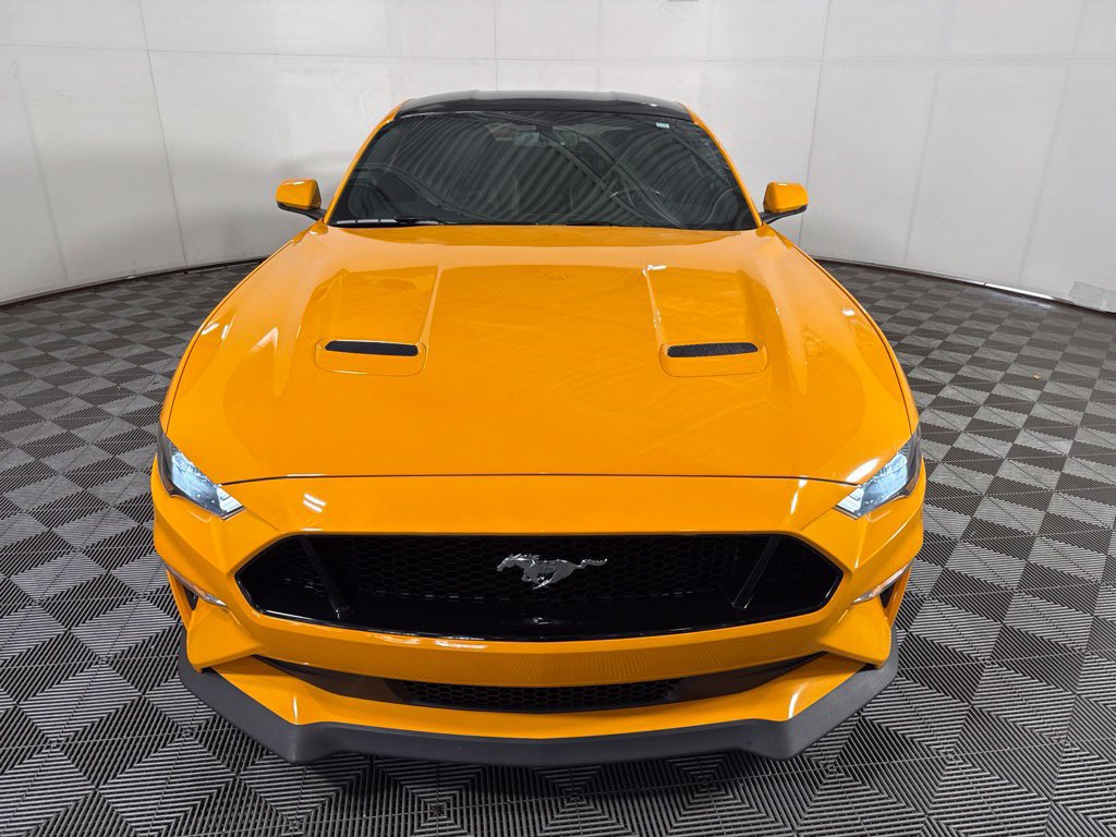 Used 2018 Ford Mustang GT Premium w/ GT Performance Package RWD image 3