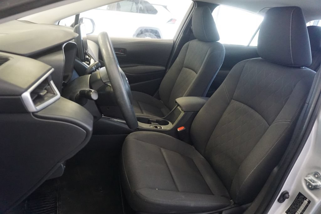 Used 2024 Toyota Corolla LE FWD image 15