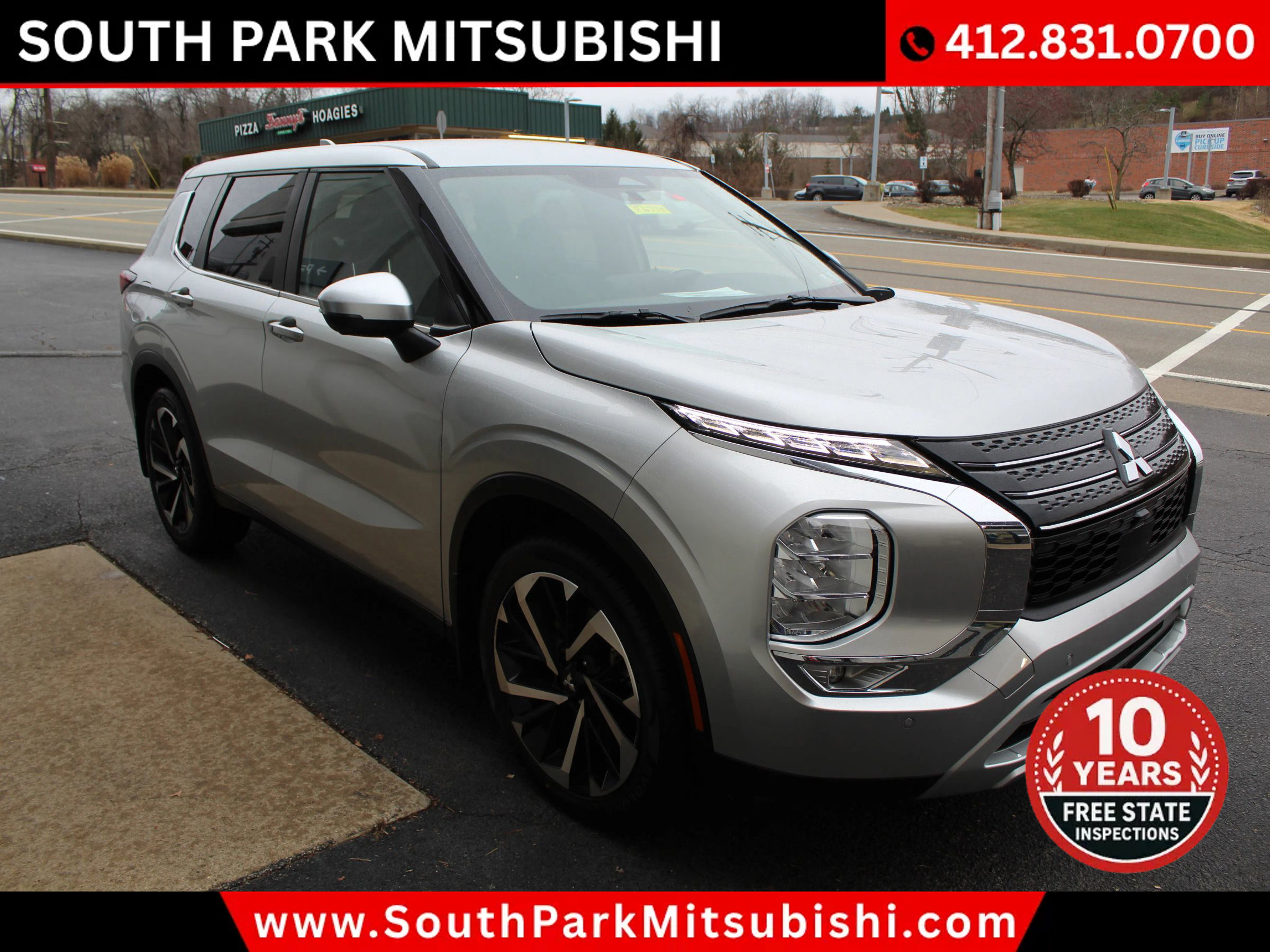 Used 2022 Mitsubishi Outlander SE image 5