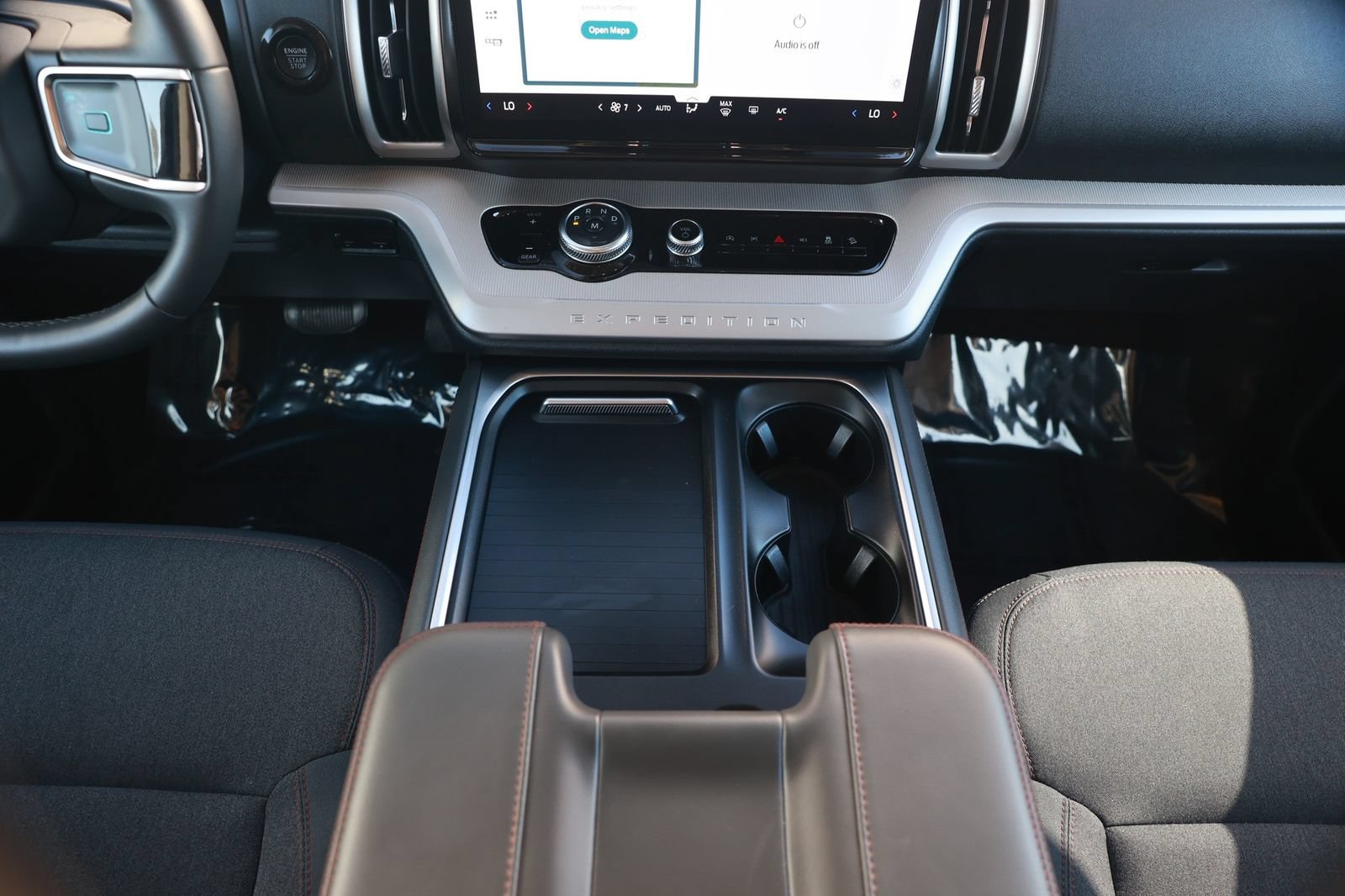 Used 2025 Ford Expedition Max Active AWD/4WD image 33