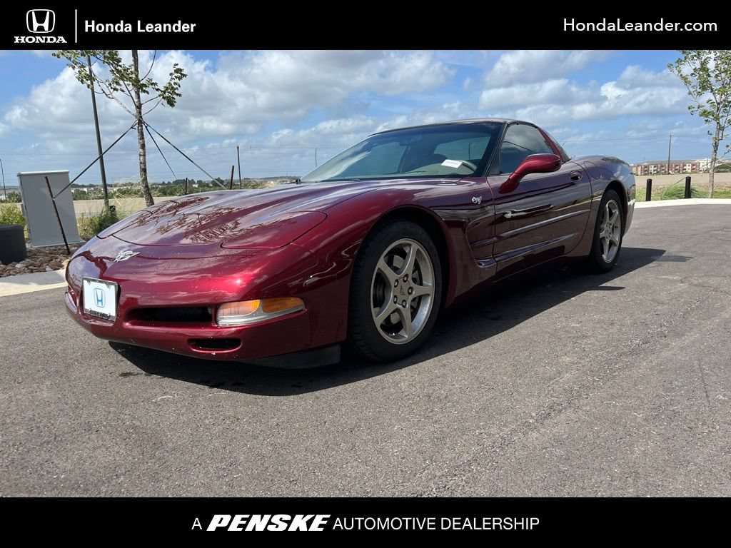 Used 2003 Chevrolet Corvette Coupe w/ Preferred Equipment Group RWD image 1