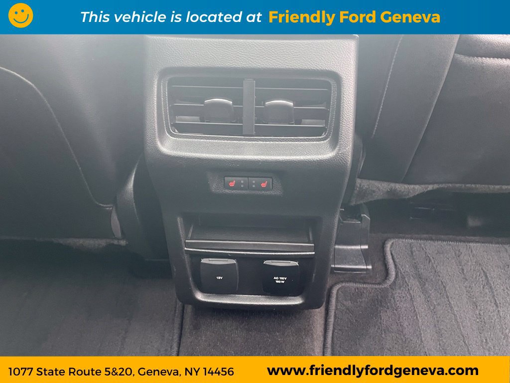 Used 2020 Ford Edge Titanium w/ Equipment Group 301A AWD/4WD image 33