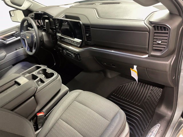 Used 2026 Chevrolet Silverado 1500 LT RWD image 18