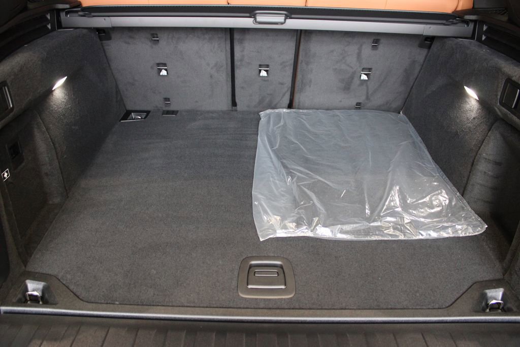 New 2026 BMW X5 xDrive40i w/ Climate Comfort Package image 13