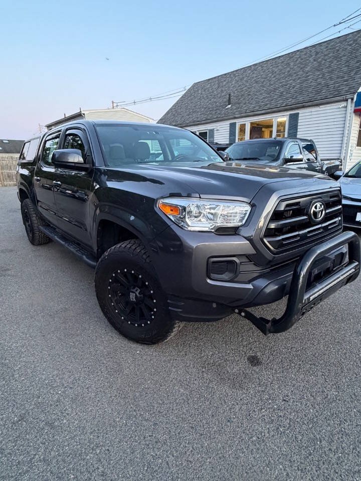 Used 2016 Toyota Tacoma SR AWD/4WD image 1
