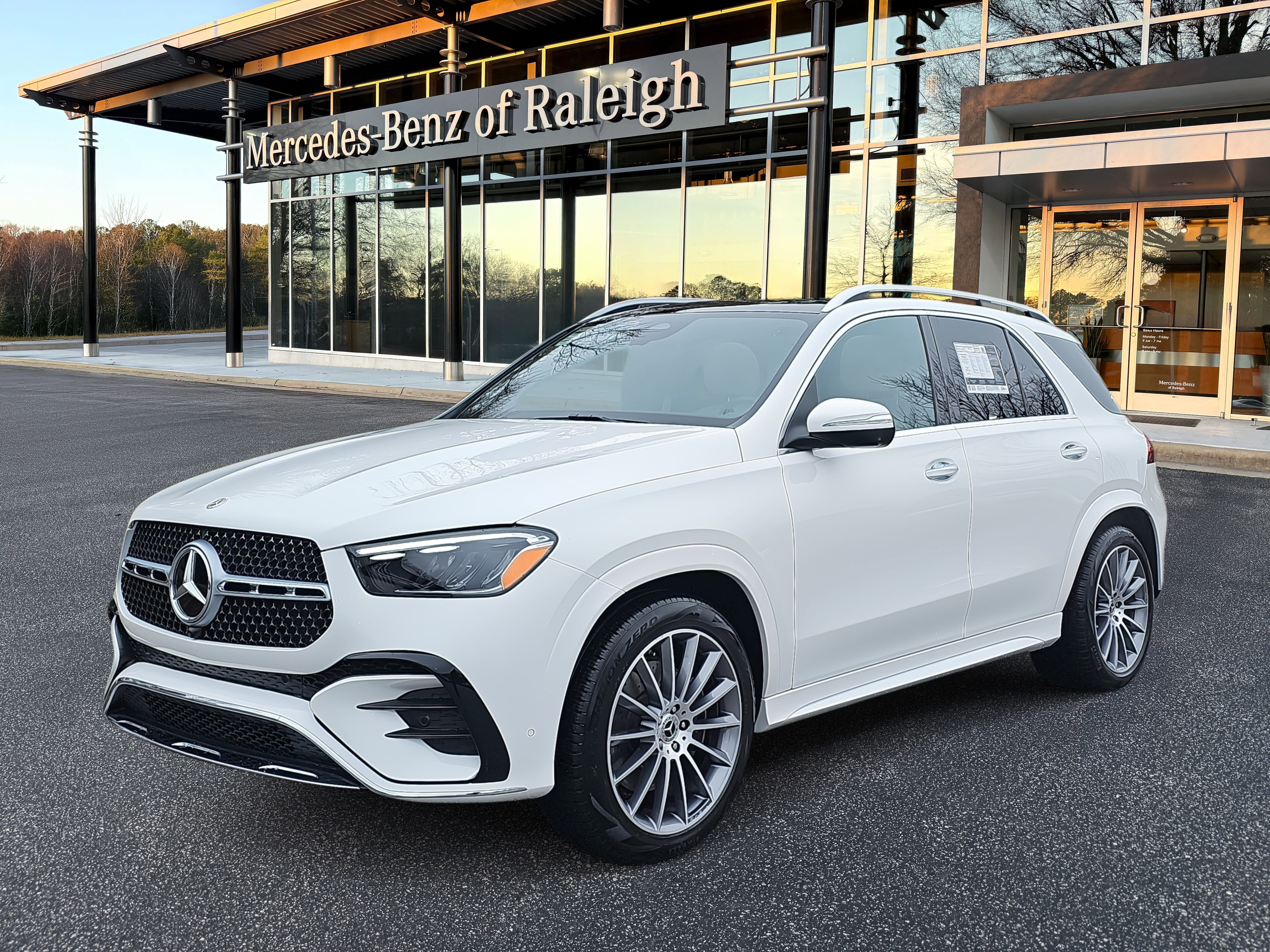 Certified 2026 Mercedes-Benz GLE 450 4MATIC image 1