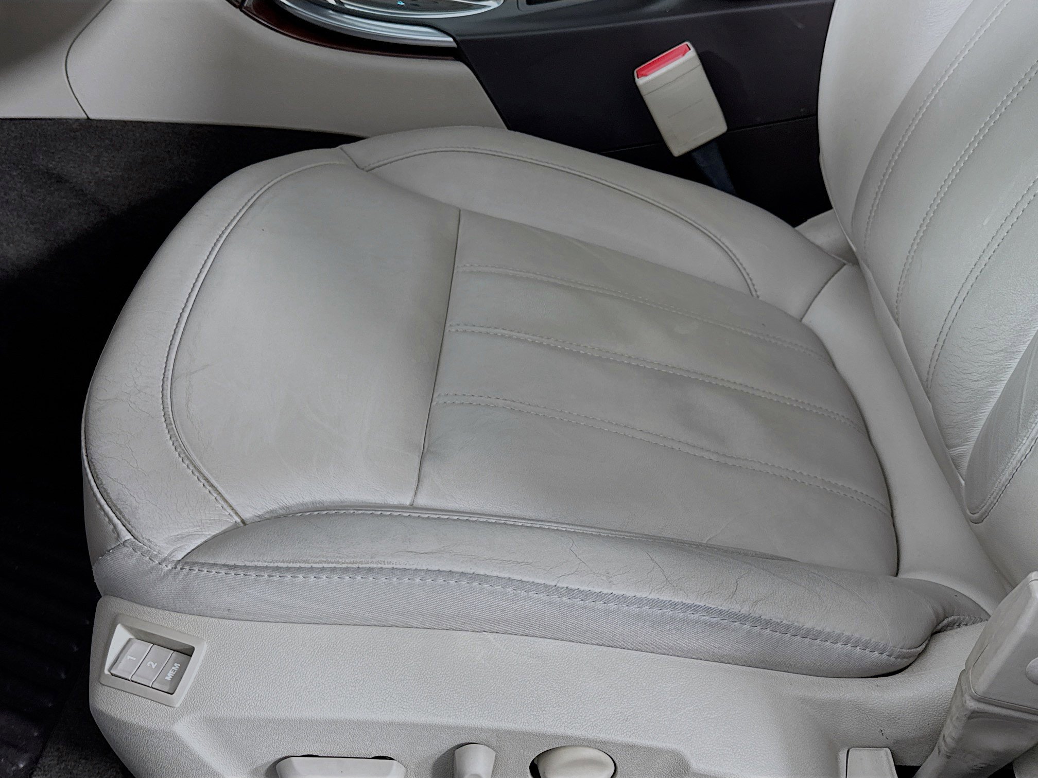 Used 2016 Buick Regal Premium w/ Driver Confidence Package #1 FWD image 19