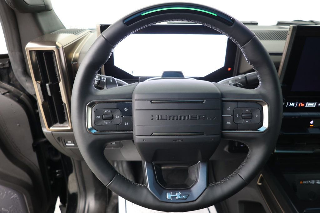Used 2024 GMC Hummer EV 3X image 9