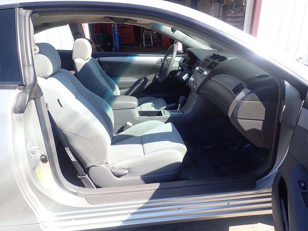 Used 2006 Toyota Solara SE Sport FWD image 18