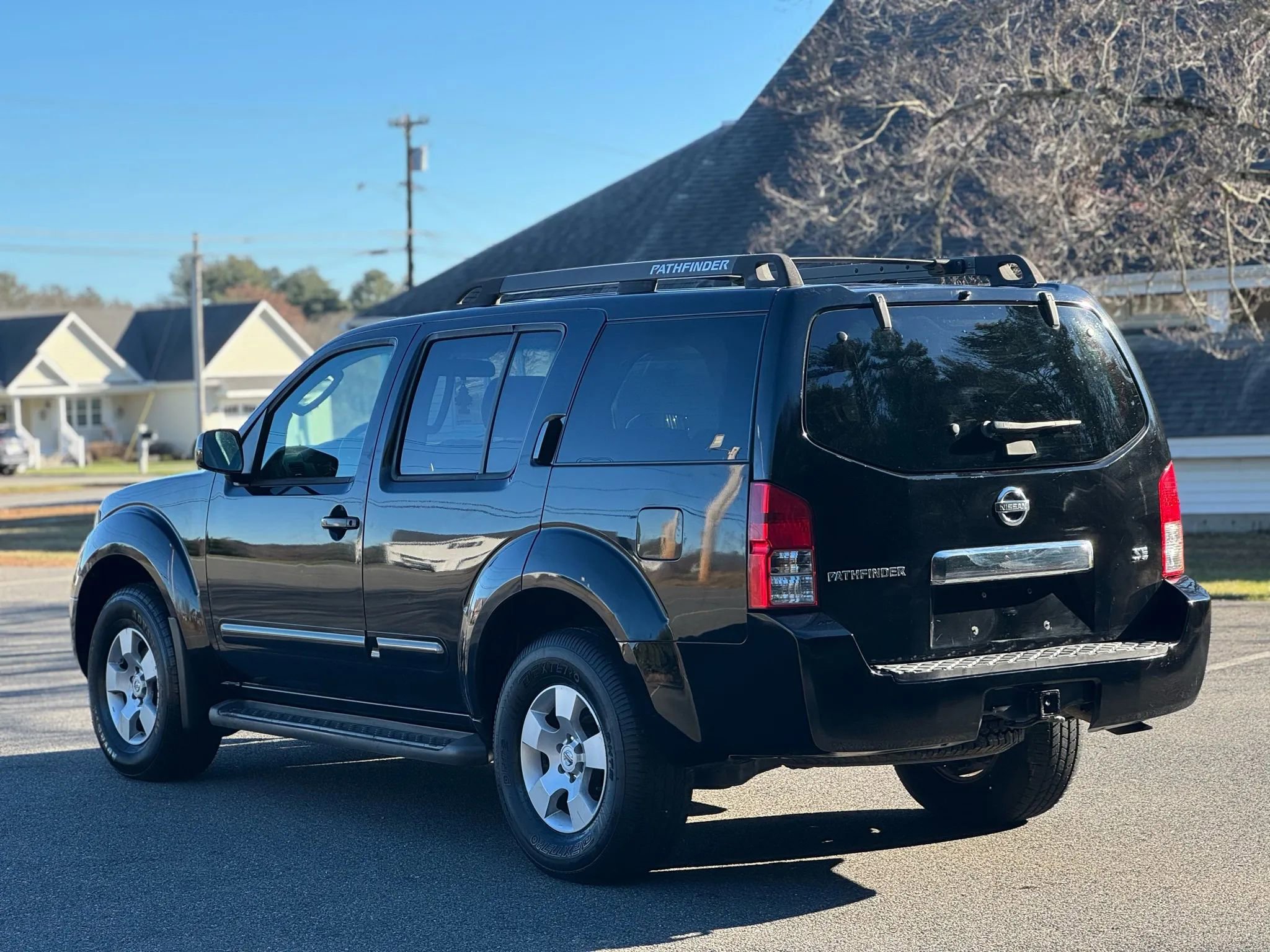 Used 2007 Nissan Pathfinder SE image 6