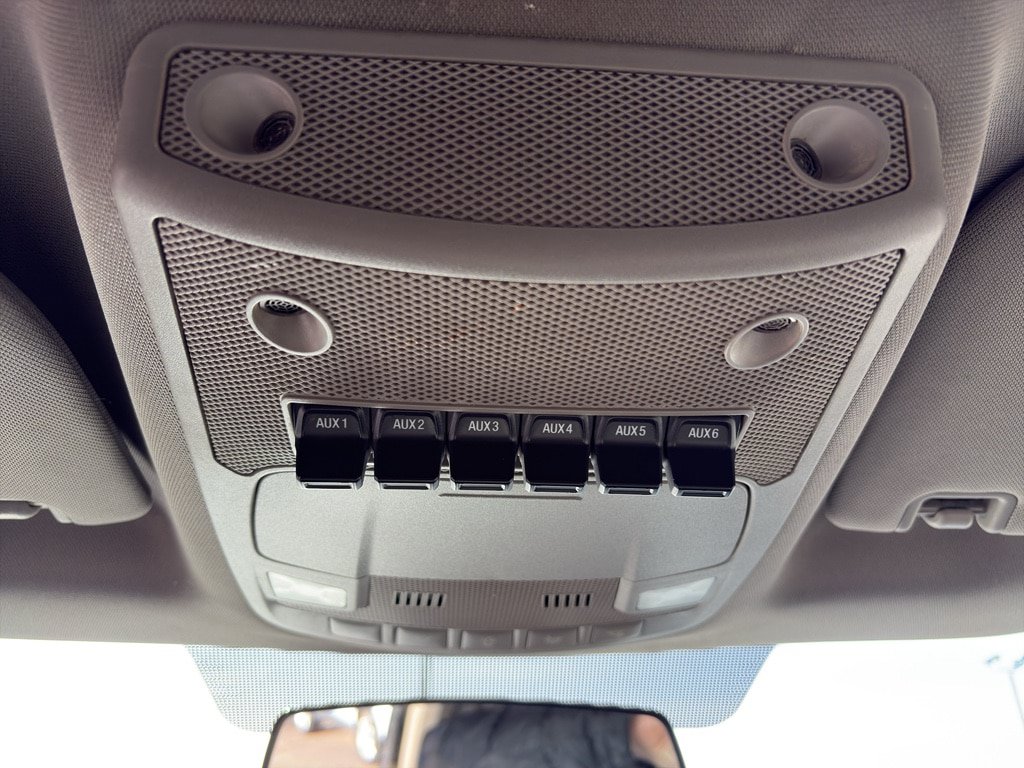 Used 2019 Ford F550 4x4 Regular Cab Super Duty image 16