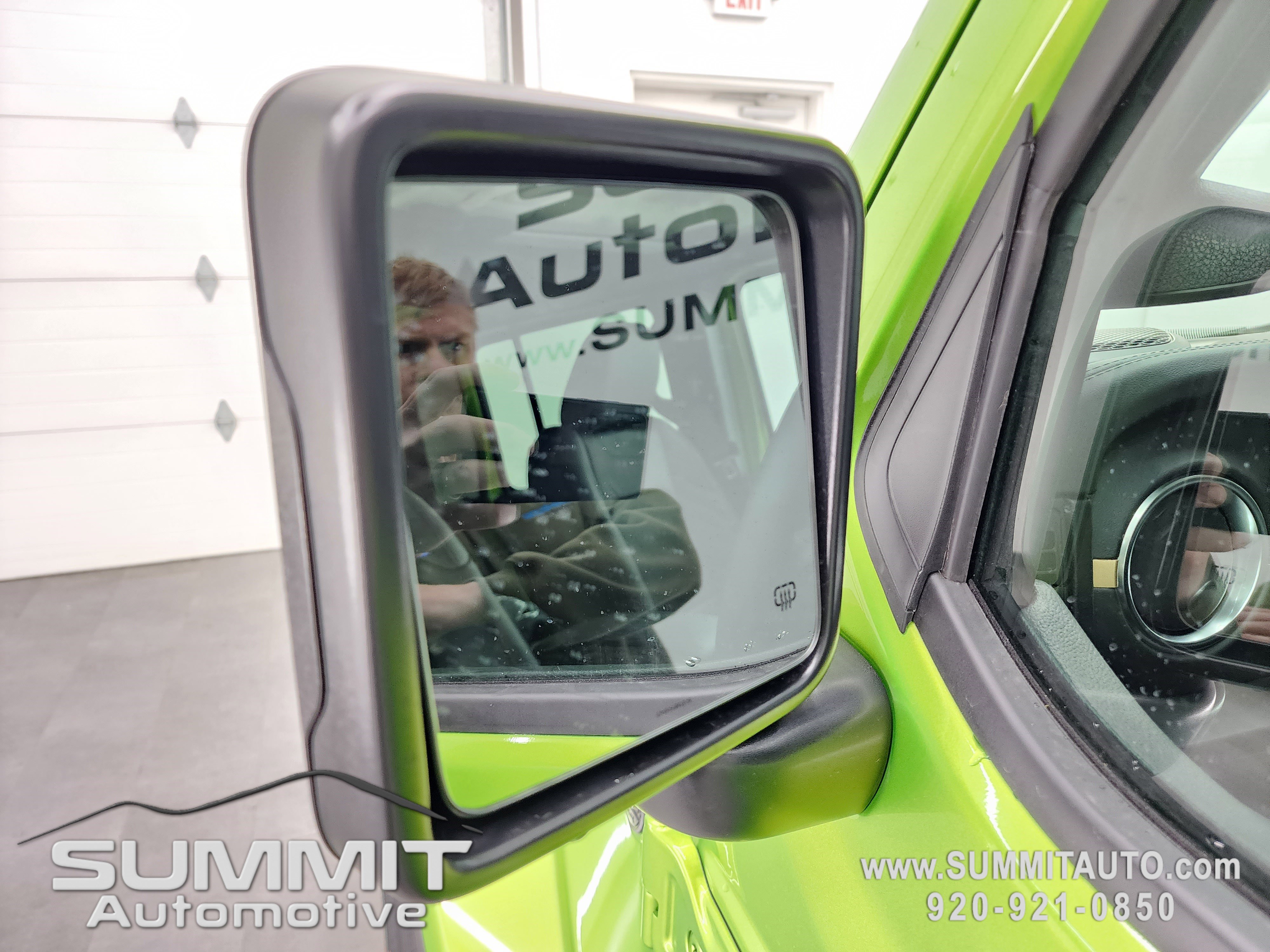 New 2026 Jeep Gladiator Sahara image 30