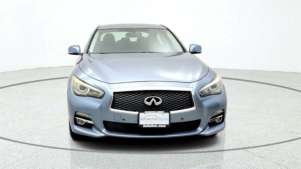Used 2017 INFINITI Q50 Premium w/ 2.0T Premium Plus Package RWD image 2