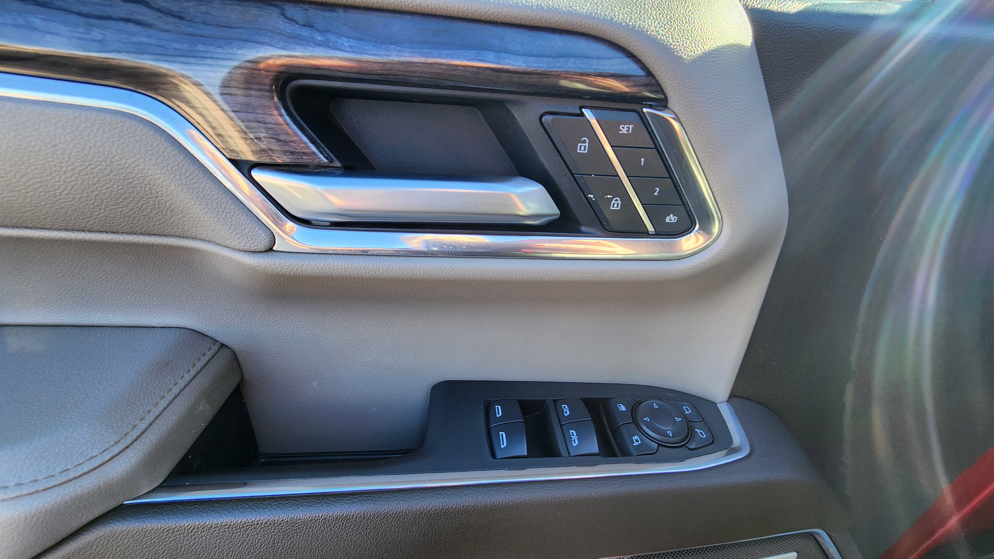 Certified 2025 Chevrolet Silverado 1500 LTZ w/ Z71 Off-Road Package image 12