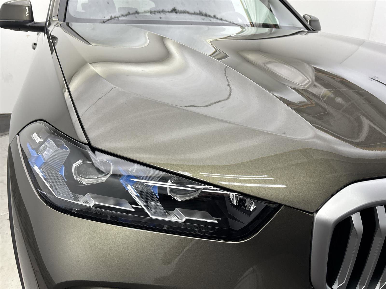 New 2026 BMW X5 xDrive40i w/ Climate Comfort Package image 18