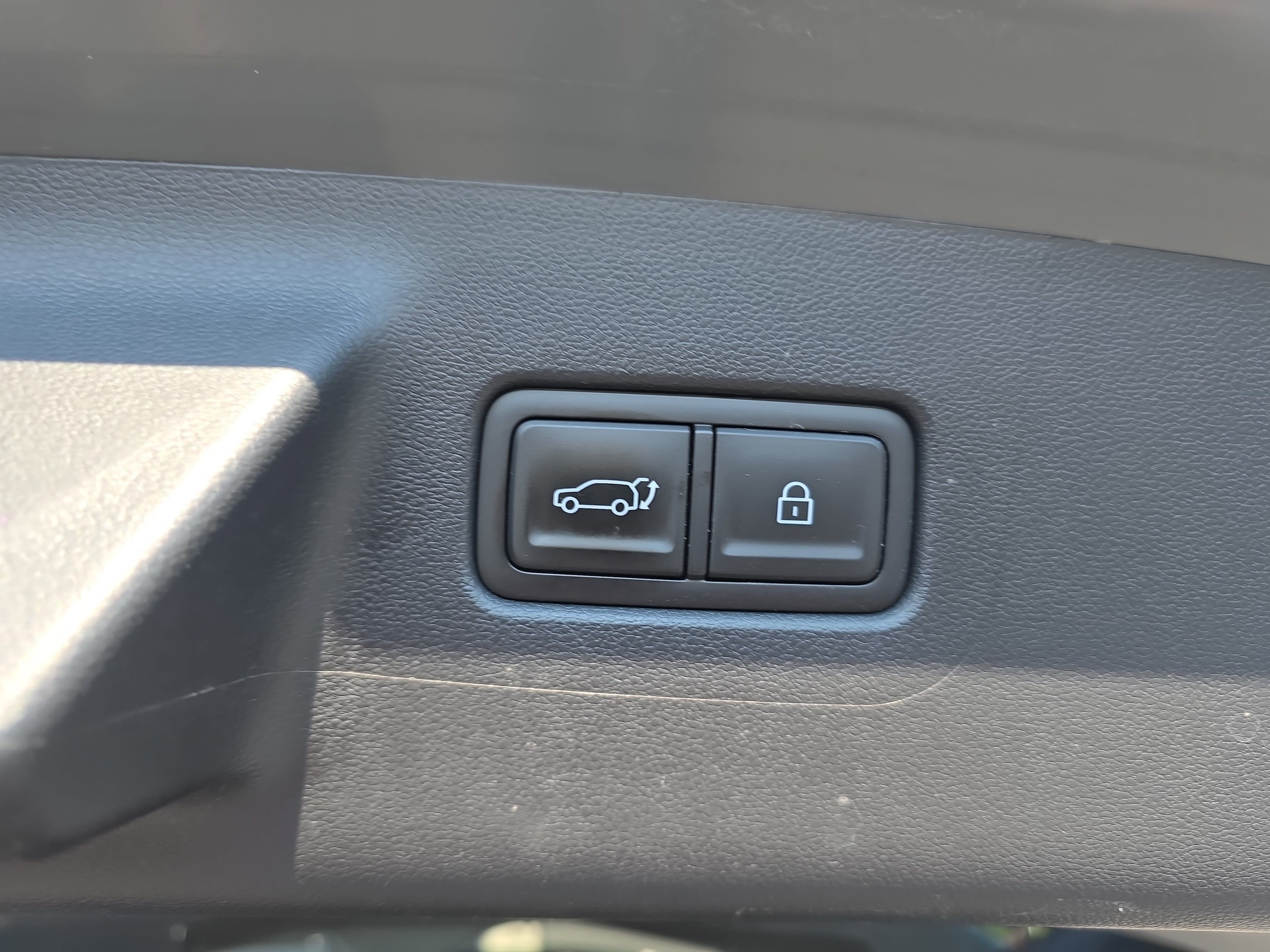 Used 2024 Hyundai Santa Fe SE FWD image 13