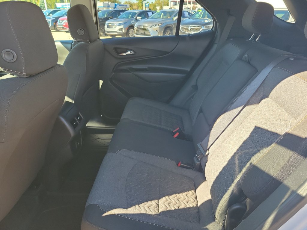 Used 2022 Chevrolet Equinox LT AWD/4WD image 28